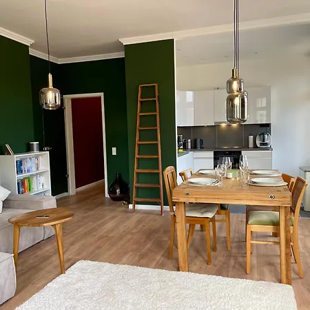 Apartment Traber 1 Sz Balkon 2 Badezimmer Suedvorstadt *
