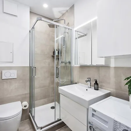 Apartment Traber 1 Sz Balkon 2 Badezimmer Suedvorstadt *
